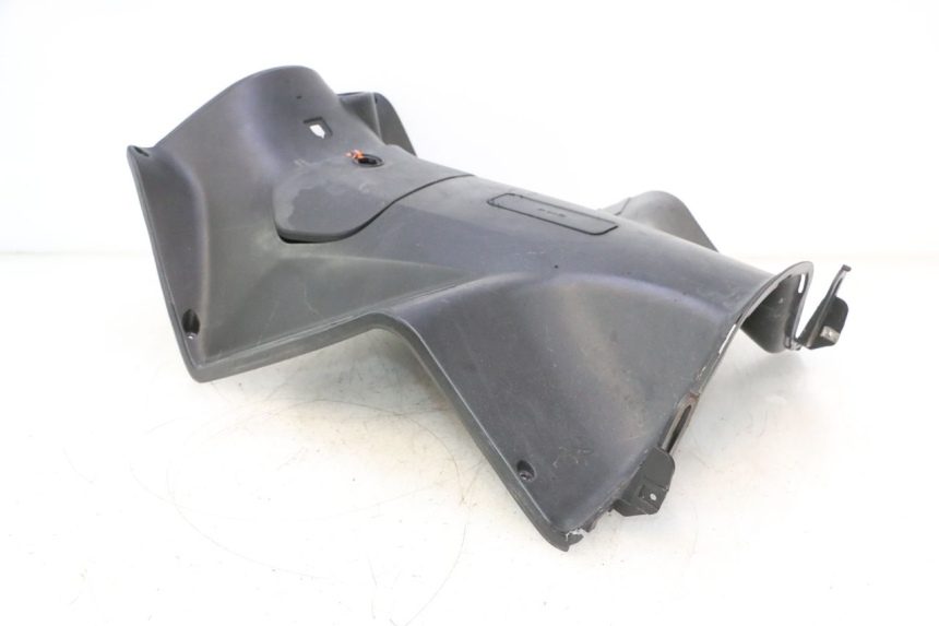 photo de TAPA FRONTAL INTERIOR KYMCO AGILITY CITY 4T 50 (2008 - 2016) - Características distintivas