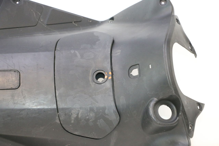 photo de TAPA FRONTAL INTERIOR KYMCO AGILITY CITY 4T 50 (2008 - 2016) - Inspección visual detallada