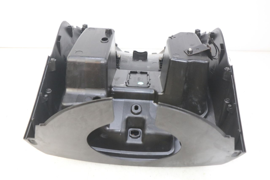 photo de PANEL INTERIOR ECCITY ARTELEC 670 1 (2013 - 2017) - Primer plano técnico