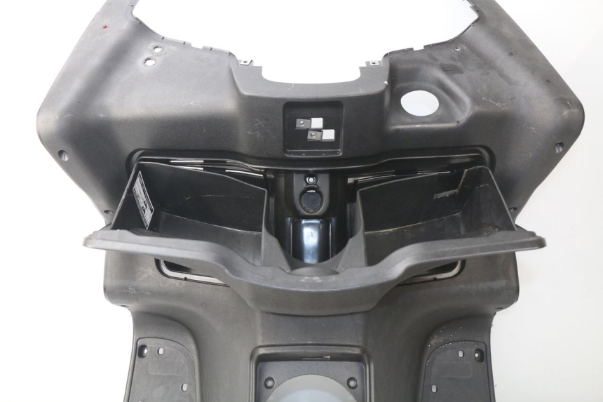 photo de TAPA FRONTAL INTERIOR APRILIA ATLANTIC 125 (2003 - 2009) - Foto de producto adicional