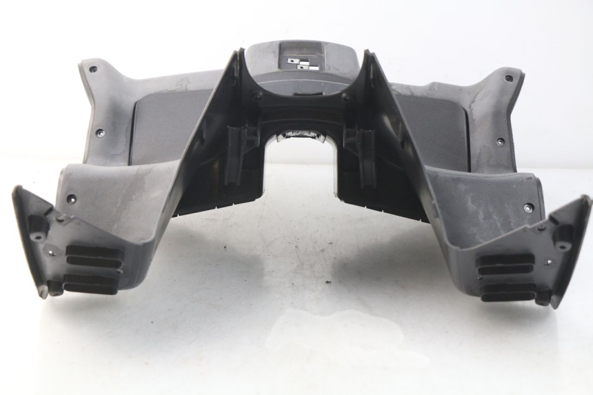 photo de TAPA FRONTAL INTERIOR APRILIA ATLANTIC 125 (2003 - 2009) - Zoom estado de uso
