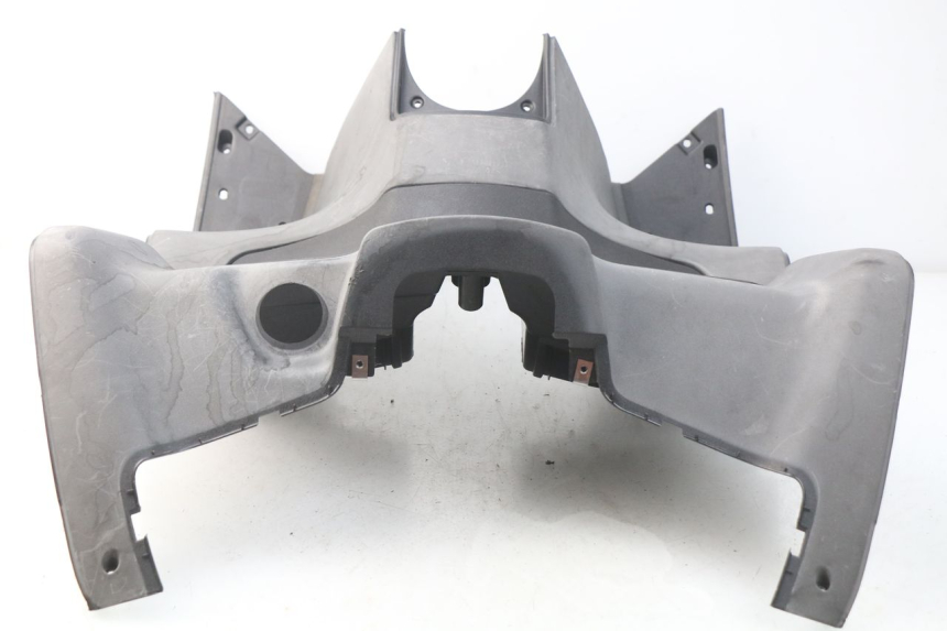 photo de TAPA FRONTAL INTERIOR APRILIA ATLANTIC 125 (2003 - 2009) - Primer plano técnico