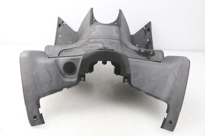 photo de TAPA FRONTAL INTERIOR APRILIA ATLANTIC 125 (2003 - 2009) - Detalle de la pieza