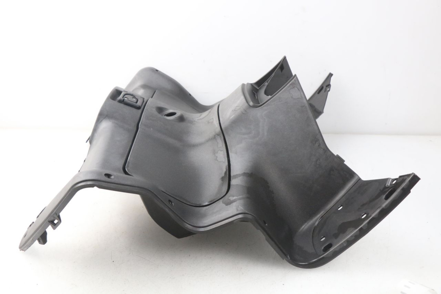 photo de TAPA FRONTAL INTERIOR APRILIA ATLANTIC 125 (2003 - 2009) - Primer plano técnico