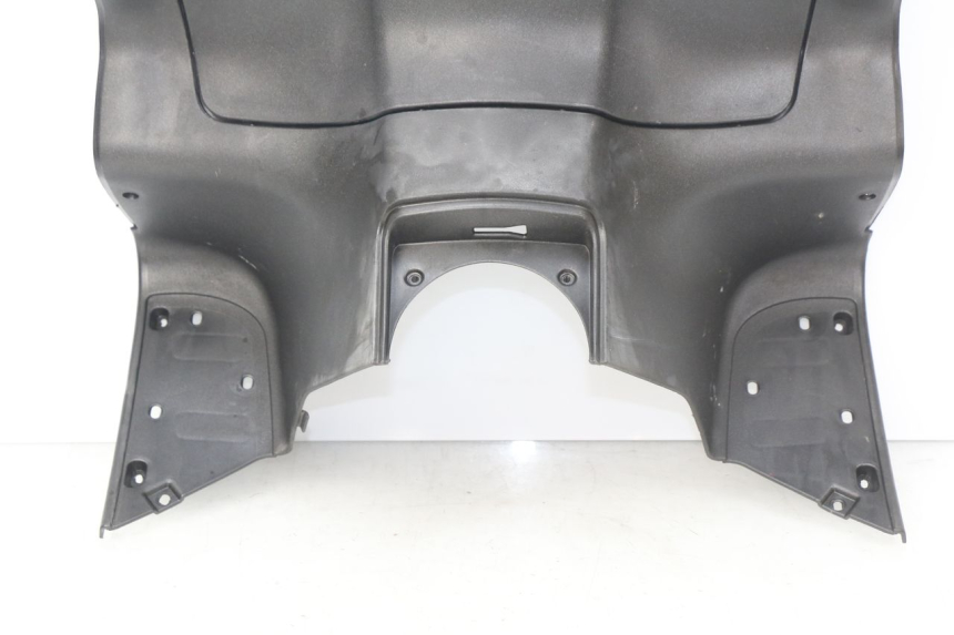 photo de TAPA FRONTAL INTERIOR APRILIA ATLANTIC 125 (2003 - 2009) - Características distintivas