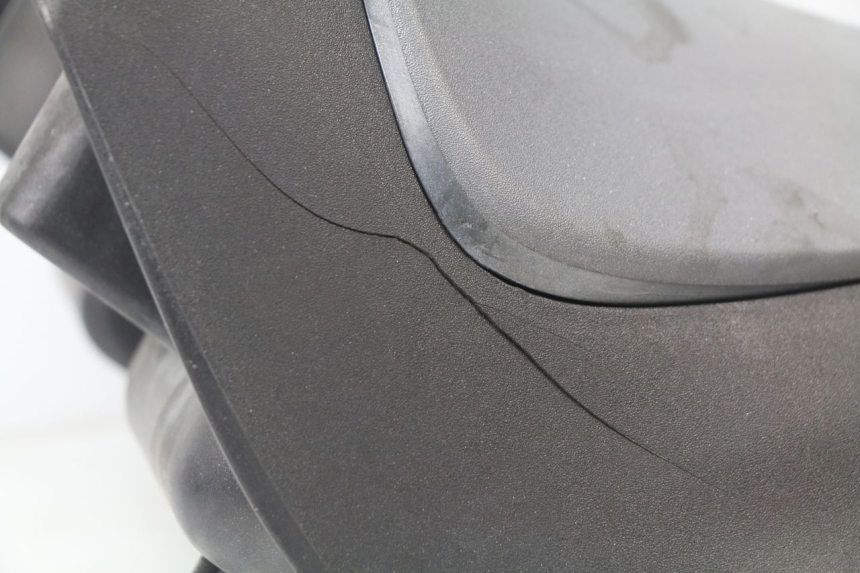 photo de TAPA FRONTAL INTERIOR PIAGGIO BEVERLY 500 (2003 - 2007) - Otra perspectiva