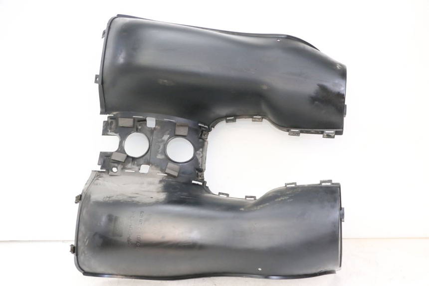 photo de TAPA FRONTAL INTERIOR BMW C1 125 (2000 - 2003) - Primer plano técnico