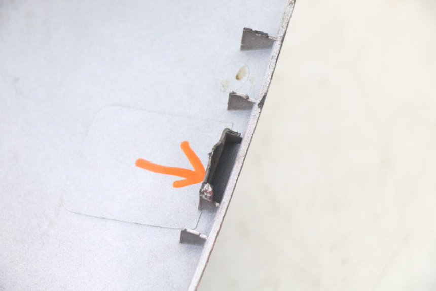 photo de PANEL INTERIOR MBK BOOSTER SPIRIT NAKED 50 (2004 - 2017) - Características distintivas