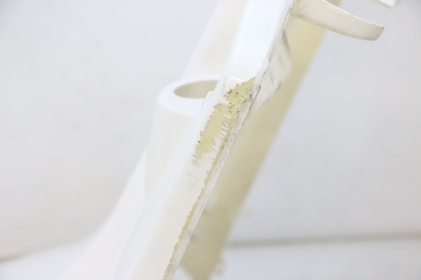 photo de PANEL INTERIOR MBK BOOSTER SPIRIT NAKED 50 (2004 - 2017) - Características distintivas