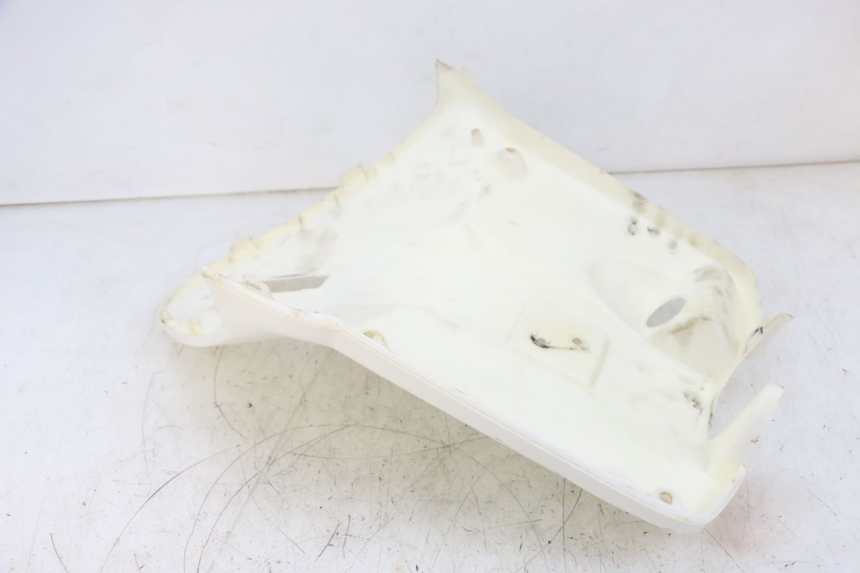 photo de PANEL INTERIOR MBK BOOSTER SPIRIT NAKED 50 (2004 - 2017) - Detalles de los puntos de fijación