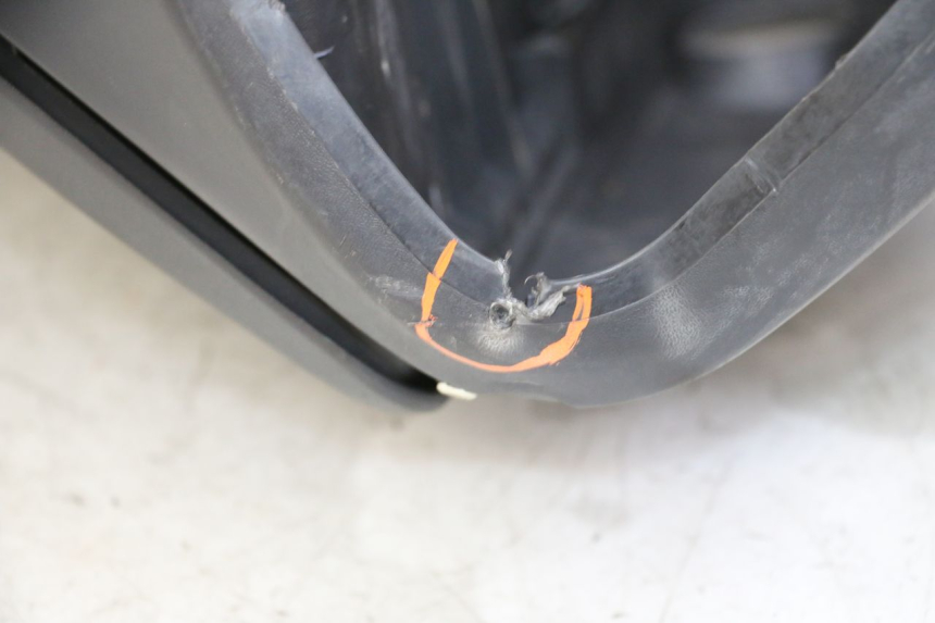 photo de PANEL INTERIOR SUZUKI BURGMAN 125 (2007 - 2014) - Detalle de la pieza