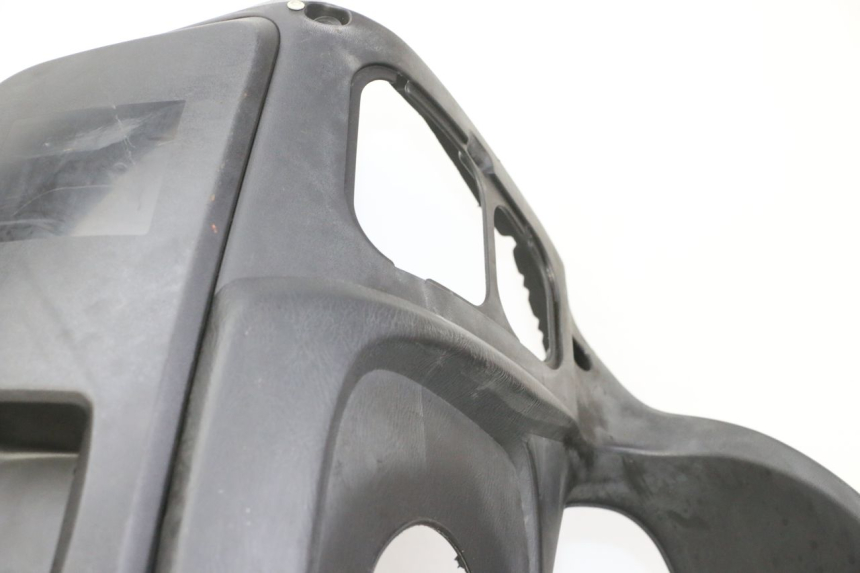 photo de PANEL INTERIOR SUZUKI BURGMAN 125 (2007 - 2014) - Primer plano técnico