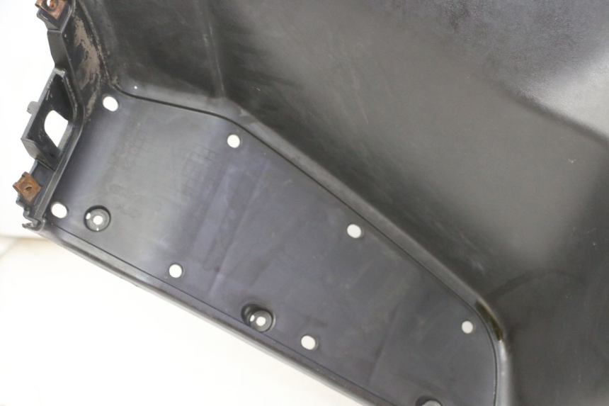 photo de PANEL INTERIOR SUZUKI BURGMAN 125 (2007 - 2014) - Estado de la superficie y material