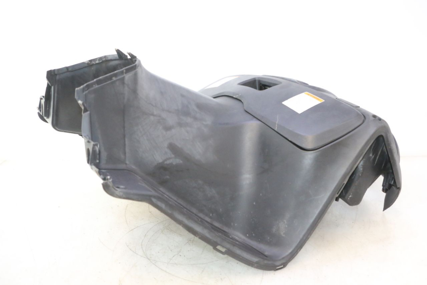 photo de PANEL INTERIOR SUZUKI BURGMAN 125 (2007 - 2014) - Zoom sobre los componentes