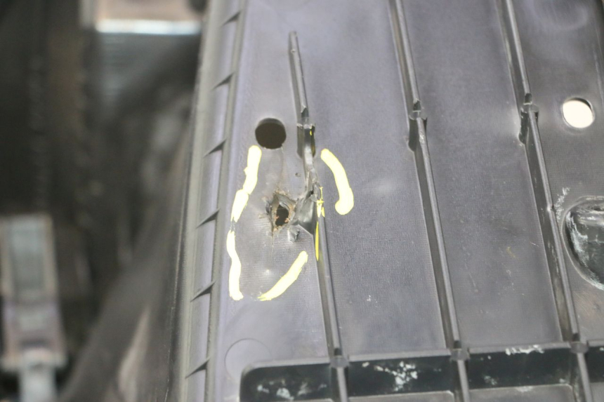 photo de PANEL INTERIOR SUZUKI BURGMAN 125 (2007 - 2014) - Estado de la superficie y material
