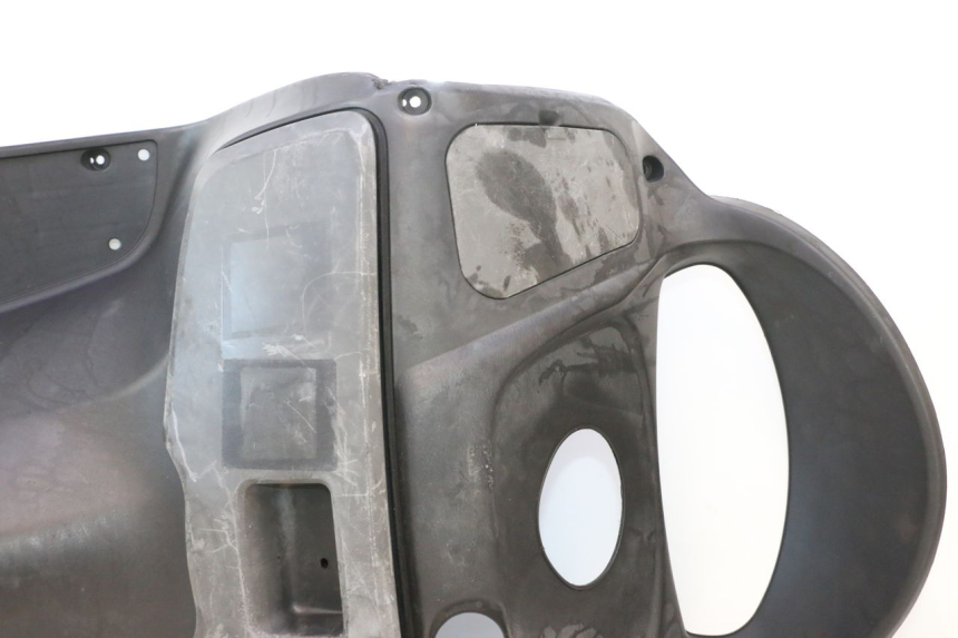 photo de PANEL INTERIOR SUZUKI BURGMAN 125 (2007 - 2014) - Estado de la superficie y material