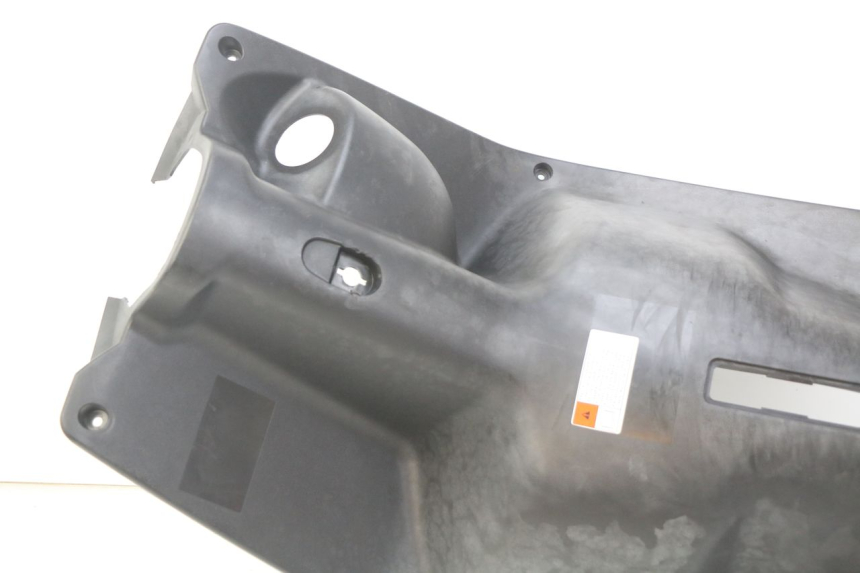 photo de PANEL INTERIOR YAMAHA BW'S BWS 125 (2010 - 2013) - Detalles de los puntos de fijación