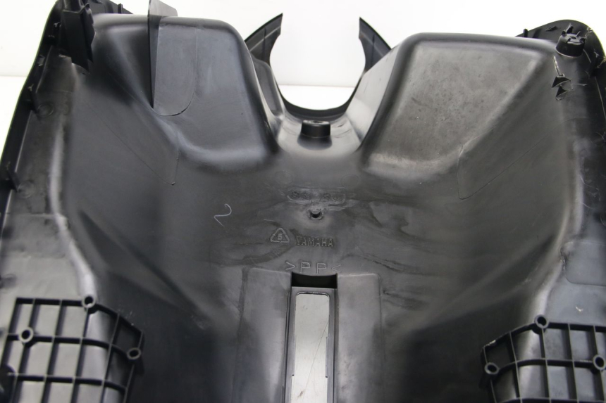 photo de PANEL INTERIOR YAMAHA BW'S BWS 125 (2010 - 2013) - Primer plano de alta resolución