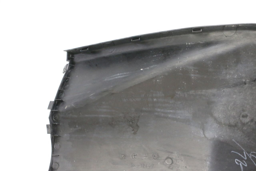 photo de TAPA FRONTAL INTERIOR YAMAHA BW'S 100 (1999 - 2002) - Características distintivas