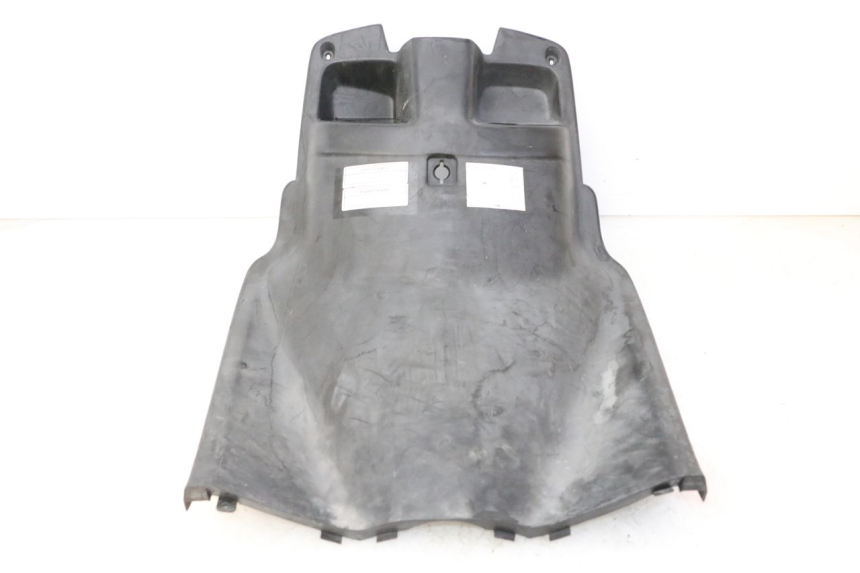 photo de TAPA FRONTAL INTERIOR YAMAHA BW'S 100 (1999 - 2002) - Primer plano técnico