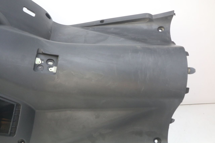 photo de PANEL INTERIOR PEUGEOT CITYSTAR 125 (2011 - 2017) - Estado de la superficie y material