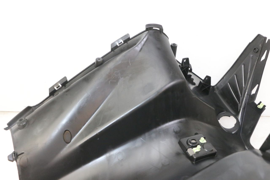 photo de PANEL INTERIOR PEUGEOT CITYSTAR 50 (2013 - 2017) - Primer plano técnico