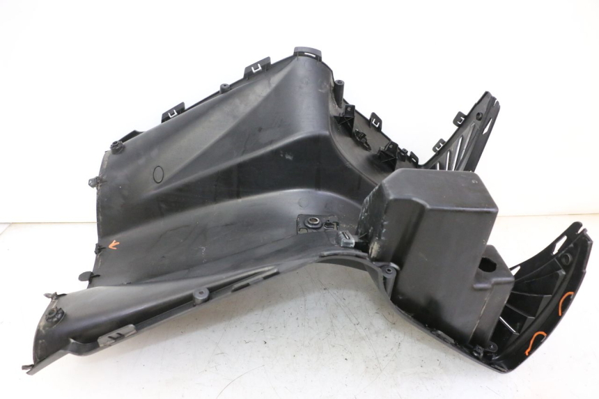 photo de PANEL INTERIOR PEUGEOT CITYSTAR 50 (2013 - 2017) - Primer plano técnico