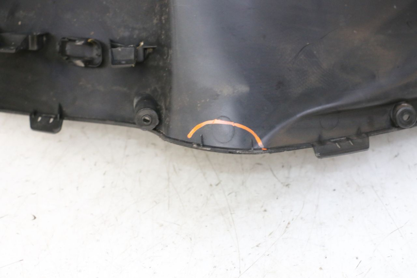 photo de PANEL INTERIOR PEUGEOT CITYSTAR 50 (2013 - 2017) - Primer plano técnico