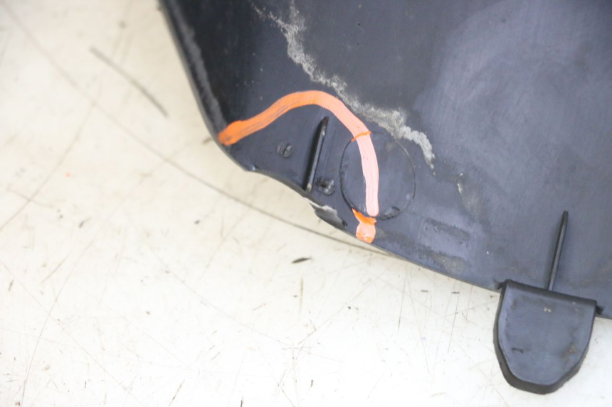 photo de PANEL INTERIOR PEUGEOT CITYSTAR 50 (2013 - 2017) - Detalles de los puntos de fijación