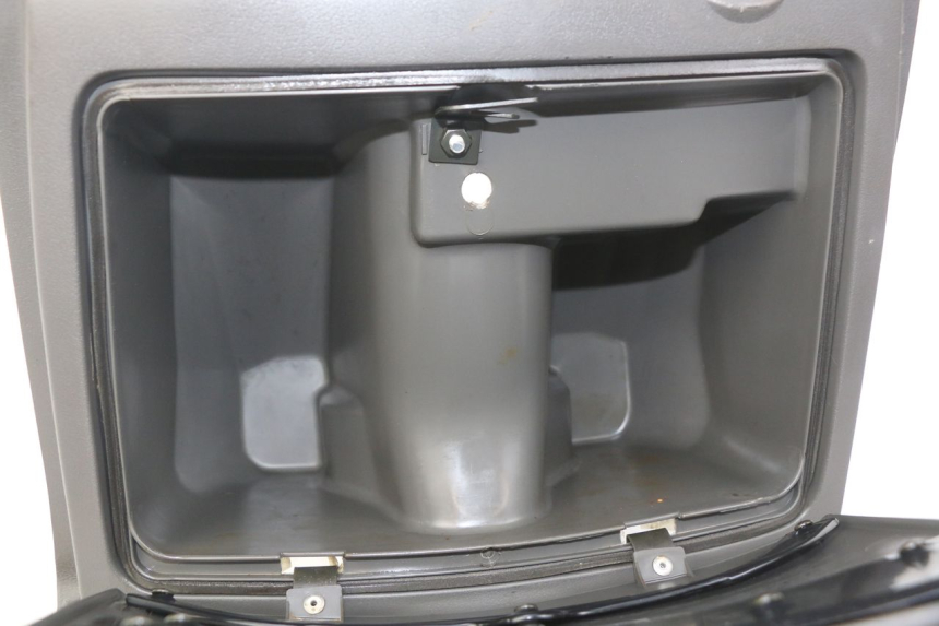 photo de PANEL INTERIOR SUZUKI CP 80 (1985 - 1996) - Detalle de la pieza