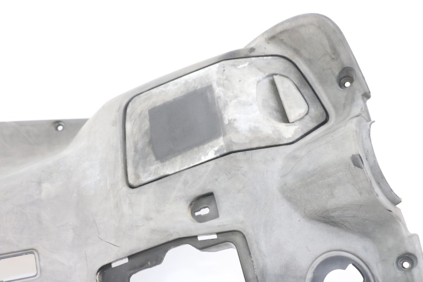 photo de PANEL INTERIOR YAMAHA CYGNUS X 125 (2004 - 2007) - Características distintivas