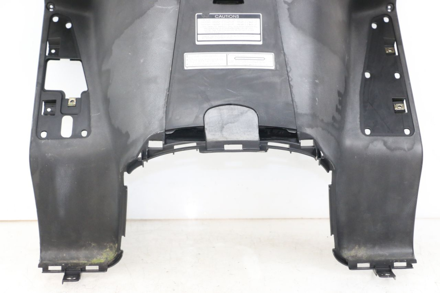 photo de TAPA FRONTAL INTERIOR KYMCO DINK STREET 125 (2009 - 2014) - Primer plano de alta resolución