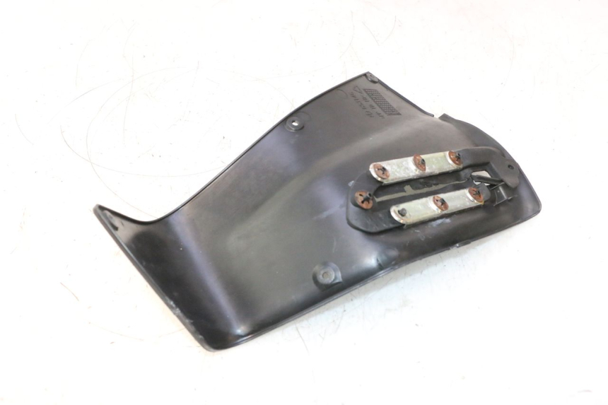 photo de TAPA FRONTAL INTERIOR GILERA GP 800 (2007 - 2013) - Vista general del producto
