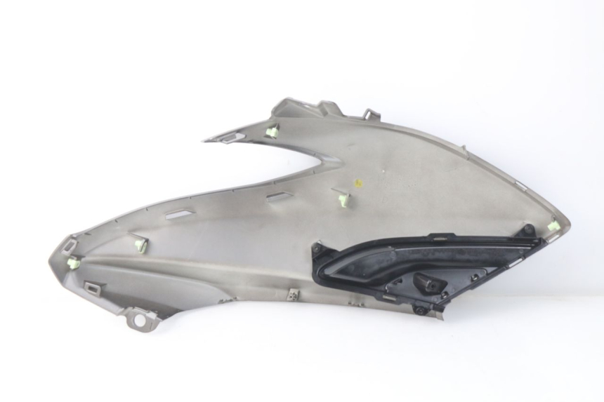 photo de TAPA FRONTAL INTERIOR PEUGEOT METROPOLIS 400 (2017 - 2020) - Otra perspectiva