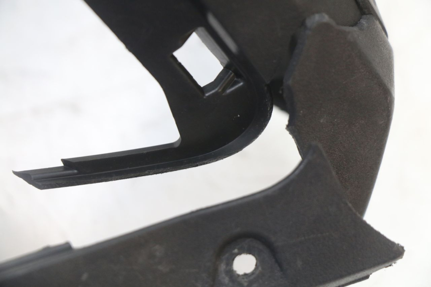 photo de TAPA FRONTAL INTERIOR LONGJIA EASY MAX 125 (2020 - 2024) - Otra vista del artículo