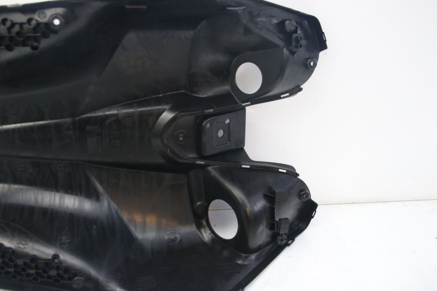 photo de PANEL INTERIOR YAMAHA D'ELIGHT DELIGHT 125 (2017 - 2020) - Primer plano técnico