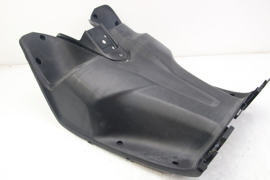 photo de PANEL INTERIOR YAMAHA D'ELIGHT DELIGHT 125 (2017 - 2020) - Detalles de los puntos de fijación