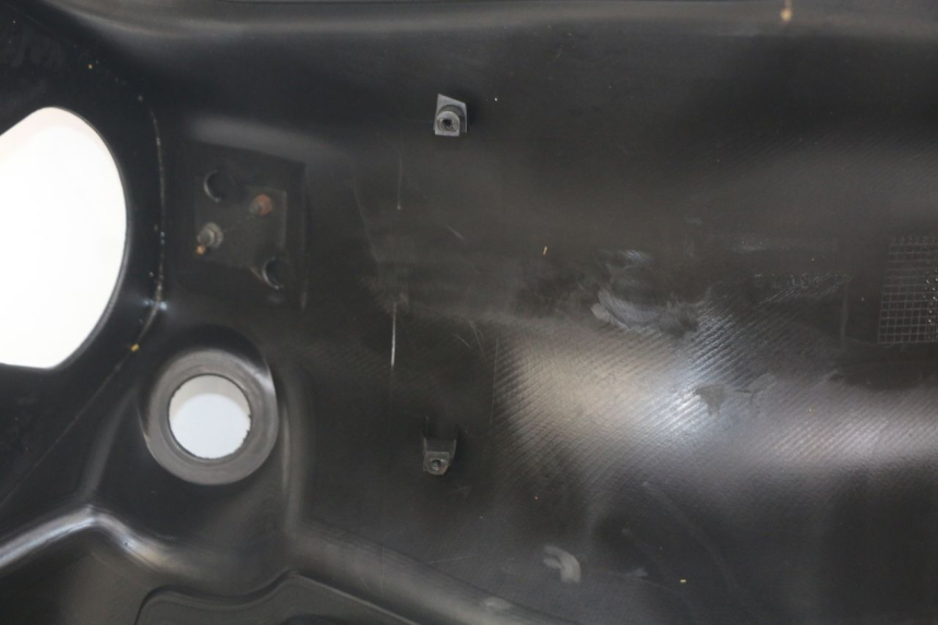 photo de PANEL INTERIOR PEUGEOT ELYSEO 125 (1999 - 2004) - Detalle de la pieza