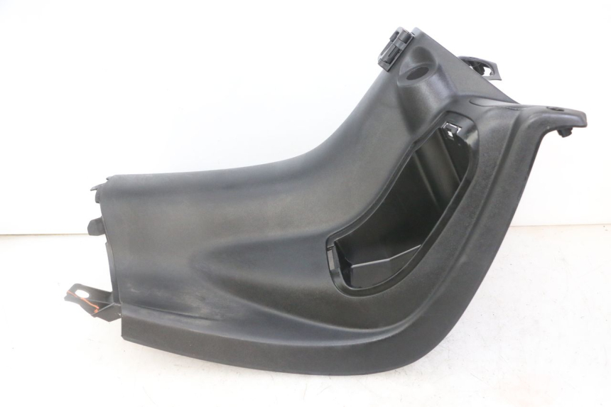 photo de PANEL INTERIOR PEUGEOT ELYSEO 125 (1999 - 2004) - Detalles de los puntos de fijación