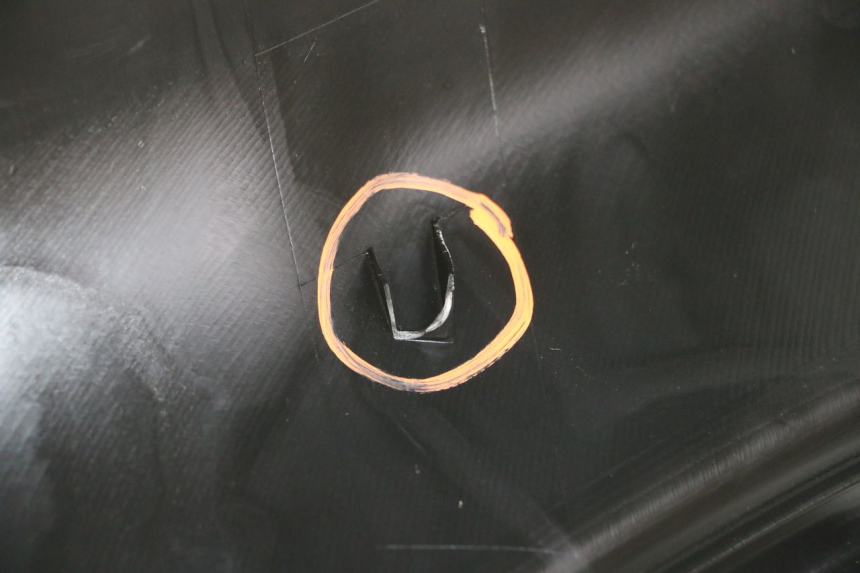 photo de TAPA FRONTAL INTERIOR PEUGEOT ELYSTAR 125 (2002 - 2007) - Otra perspectiva