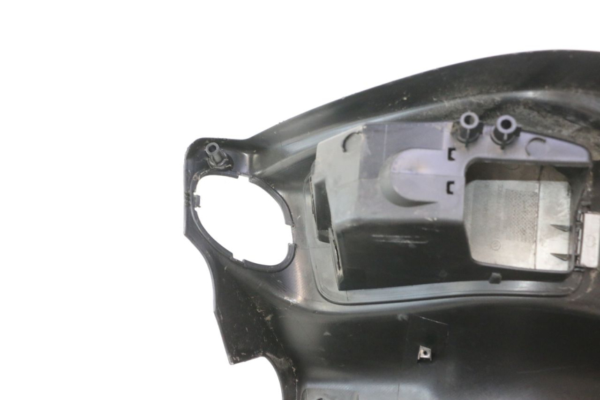 photo de PANEL INTERIOR PEUGEOT ELYSTAR 50 (2002 - 2014) - Detalles de los puntos de fijación
