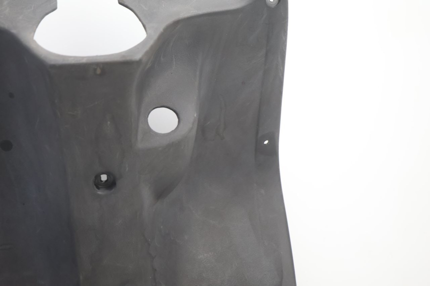 photo de TAPA FRONTAL INTERIOR MBK EVOLIS 80 (1993 - 1999) - Primer plano técnico
