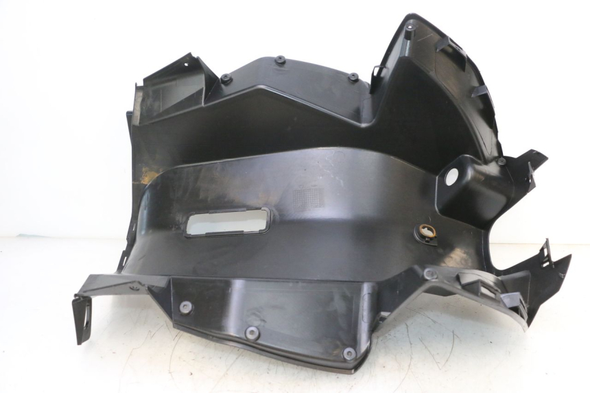 photo de TAPA FRONTAL INTERIOR KEEWAY F-ACT FACT EVO 50 (2020 - 2026) - Primer plano técnico