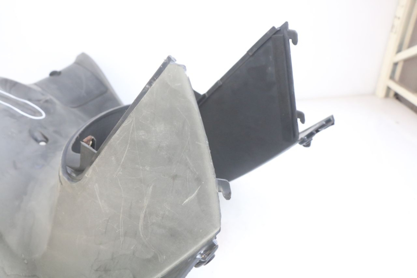 photo de PANEL INTERIOR HONDA FES PANTHEON 2T 125 (1998 - 2002) - Recambio usado revisado