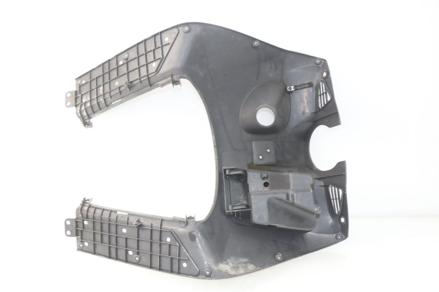 photo de TAPA FRONTAL INTERIOR HONDA FES PANTHEON 125 (2003 - 2007) - Detalle de la pieza