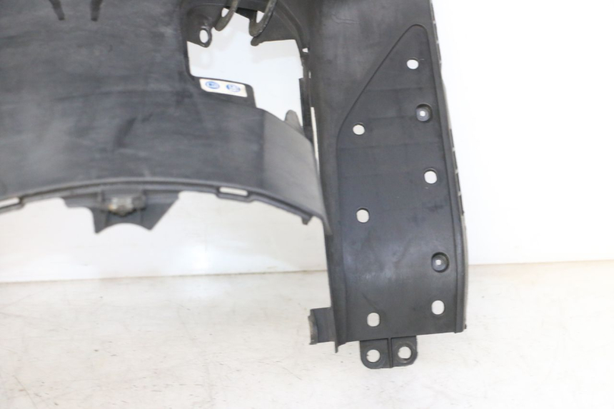 photo de PANEL INTERIOR HONDA FES S-WING SWING ABS 125 (2007 - 2015) - Detalles de los puntos de fijación