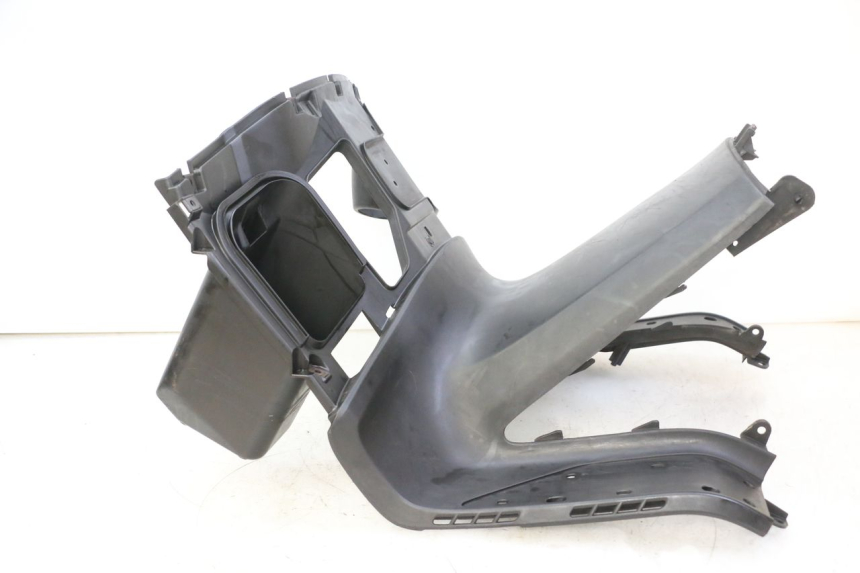 photo de PANEL INTERIOR HONDA FES S-WING SWING ABS 125 (2007 - 2015) - Estado de la superficie y material