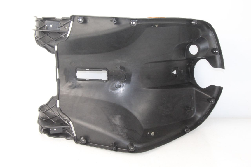 photo de PANEL INTERIOR SYM FIDDLE 2 50 (2008 - 2013) - Detalles de los puntos de fijación