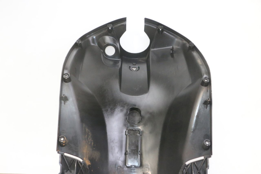 photo de TAPA FRONTAL INTERIOR SYM FIDDLE 2 S 125 (2012 - 2014) - Detalle de la pieza