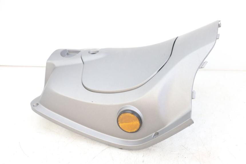 photo de PANEL INTERIOR SYM FIDDLE 3 III 125 (2014 - 2020) - Detalles de los puntos de fijación